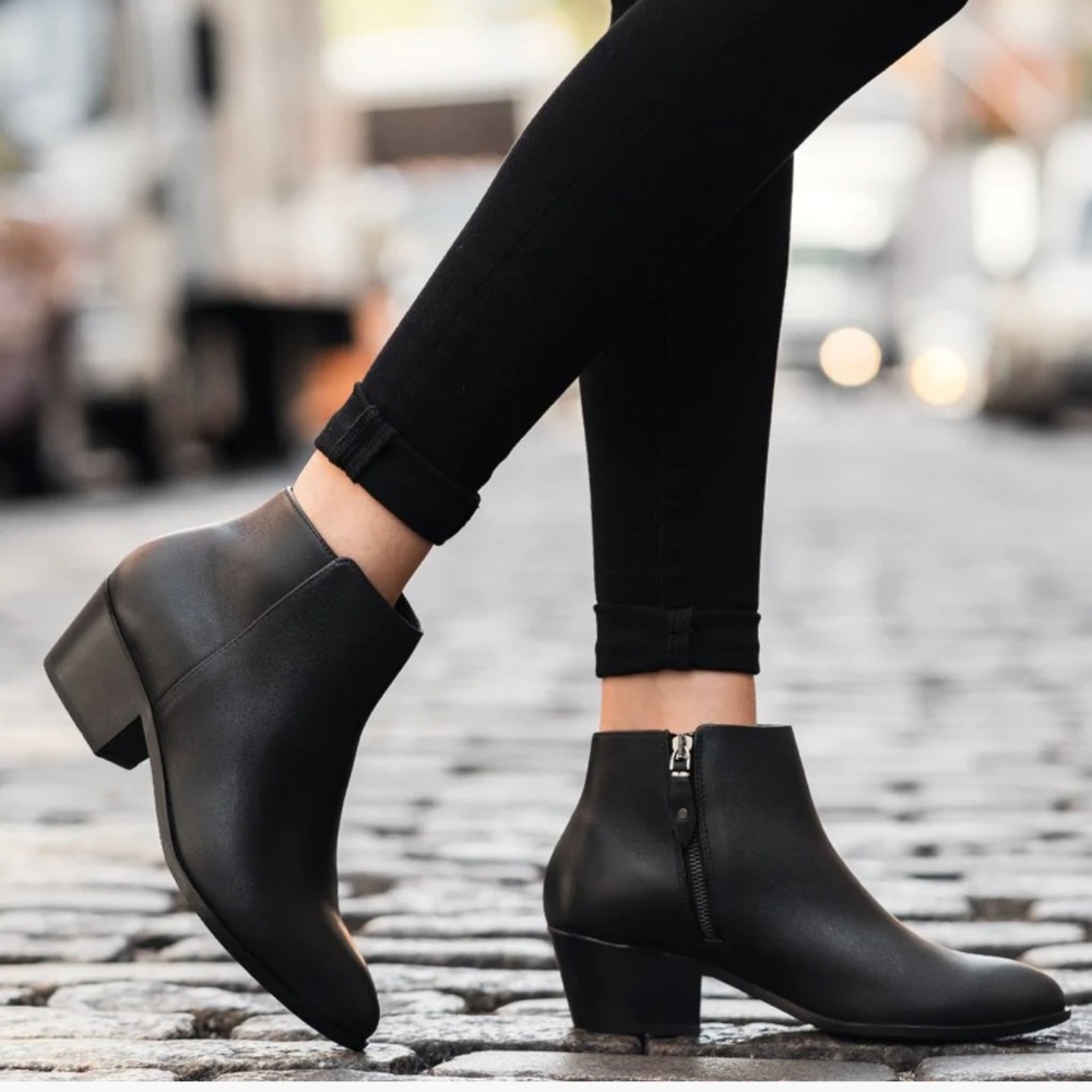 Thursday Boot Co. Women's Downtown Ankle Bootie size 11